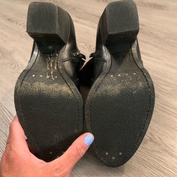 *FRYE* - Picture 6 of 10